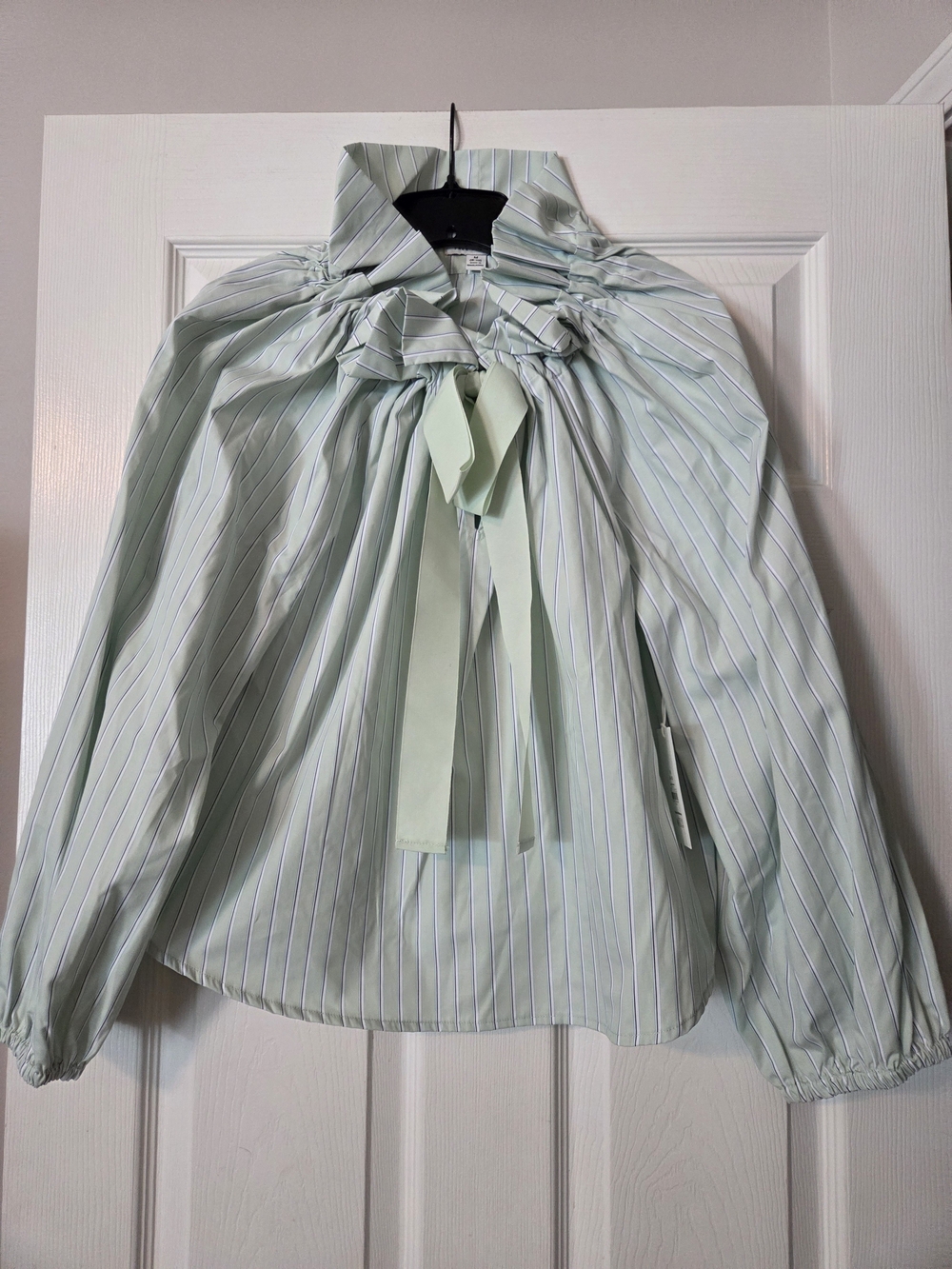 Tie-Neck Stripe Blouse in Light Mint